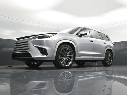 New 2026 Lexus TX 350 AWD image 35