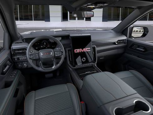 New 2026 GMC Yukon AT4 AWD/4WD image 15
