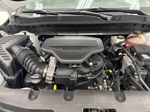 Used 2023 Chevrolet Blazer LT FWD image 38
