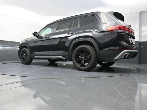 New 2026 Volkswagen Atlas Peak Edition AWD/4WD image 25