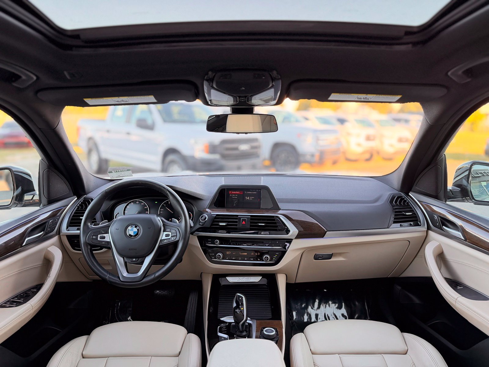 Used 2018 BMW X3 xDrive30i AWD/4WD image 2
