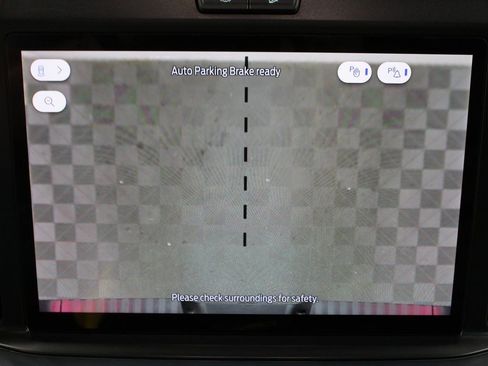 Used 2025 Ford F450 Platinum w/ FX4 Off-Road Package image 17