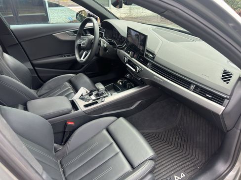 Used 2023 Audi A4 2.0T Premium Plus w/ Premium Plus Package AWD/4WD image 11
