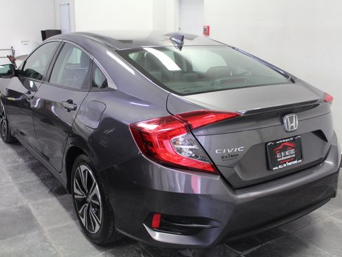 Used 2016 Honda Civic EX-L image 4