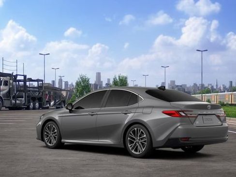New 2026 Toyota Camry XLE image 7