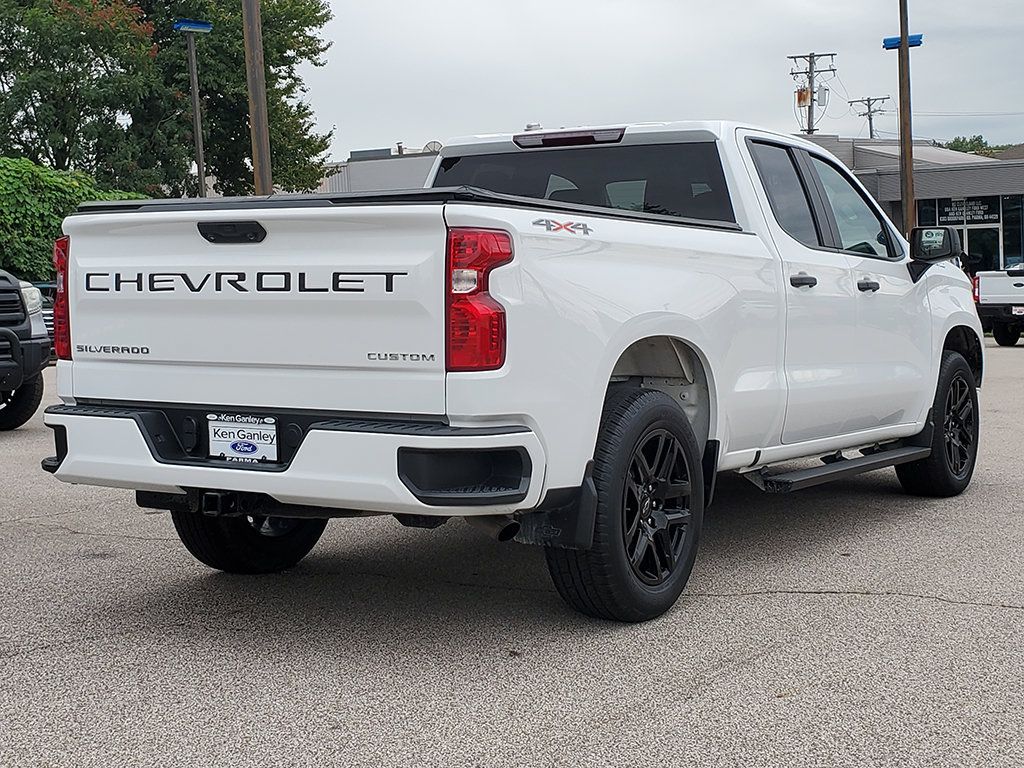 Used 2023 Chevrolet Silverado 1500 Custom AWD/4WD image 5