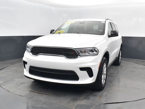 Used 2024 Dodge Durango SXT image 7