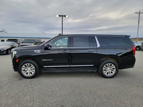 Certified 2024 GMC Yukon XL Denali image 2