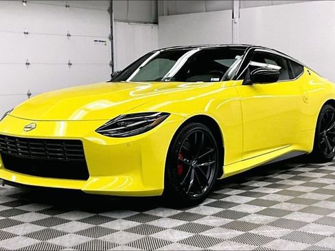 Used 2023 Nissan Z Performance w/ Floor Mat Package (L93) image 12