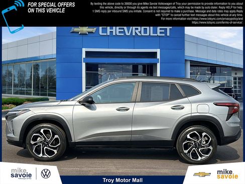 Certified 2024 Chevrolet Trax RS w/ Driver Confidence Package FWD image 2