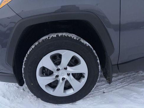 Used 2023 Toyota RAV4 LE image 9