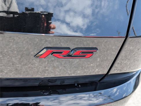 Used 2024 Chevrolet Traverse RS w/ LPO, Floor Liner Package image 10