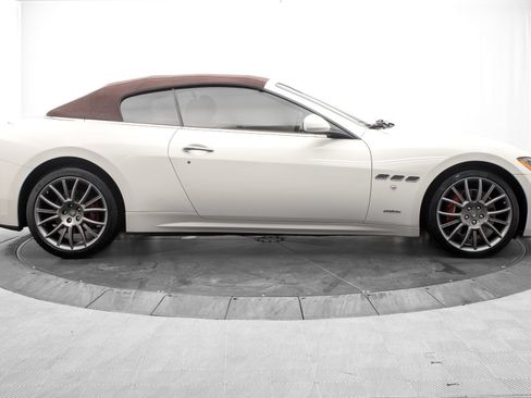 Used 2013 Maserati GranTurismo Sport RWD image 10