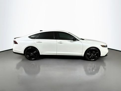 Used 2024 Honda Accord Sport image 7