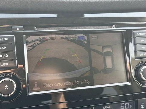 Used 2019 Nissan Rogue SV w/ Premium Package image 22