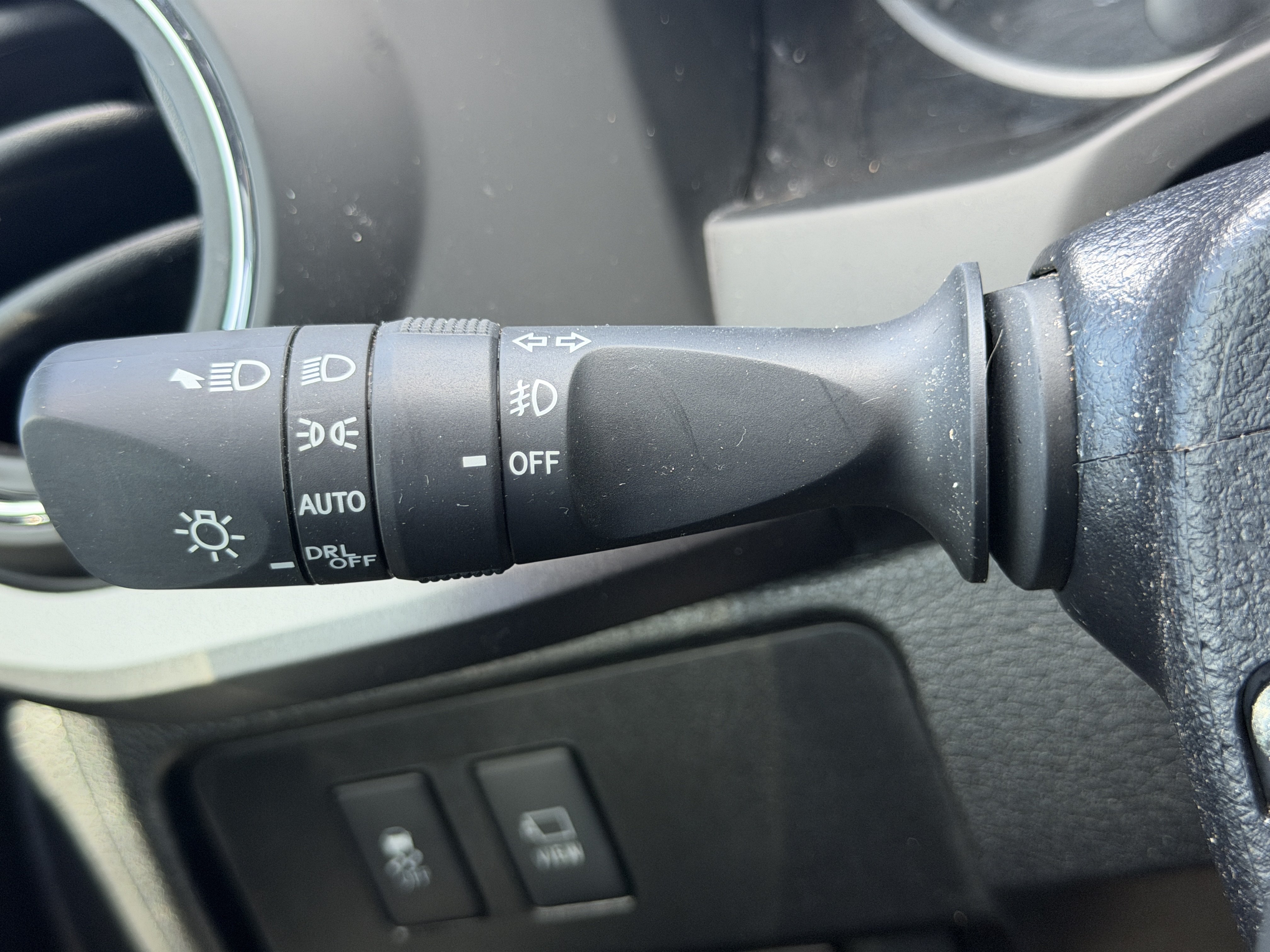 Used 2023 Toyota Tacoma TRD Off-Road w/ TRD Premium Off Road Package AWD/4WD image 26