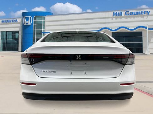 New 2026 Honda Accord LX image 4