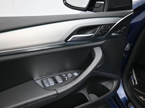 Used 2022 BMW X3 sDrive30i w/ M Sport Package image 9