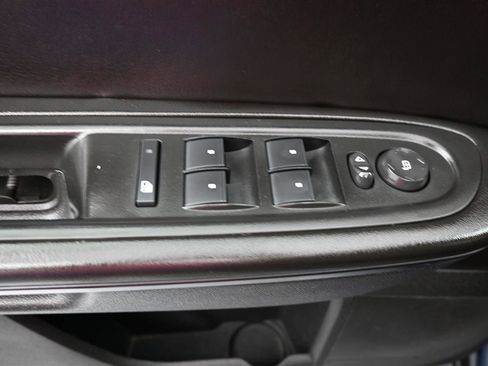 Used 2017 Chevrolet Traverse LT w/ Style and Technology Package AWD/4WD image 13