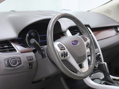 Used 2012 Ford Edge Limited image 31