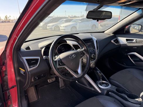 Used 2015 Toyota Corolla LE image 17