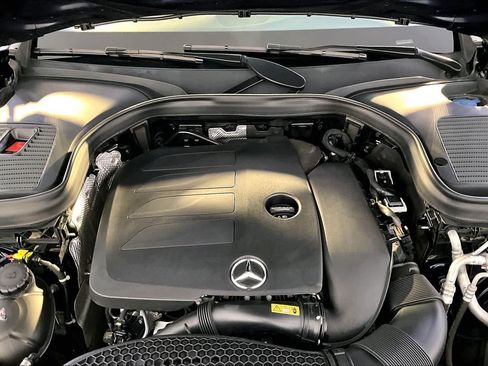 Certified 2021 Mercedes-Benz GLC 300 4MATIC image 30