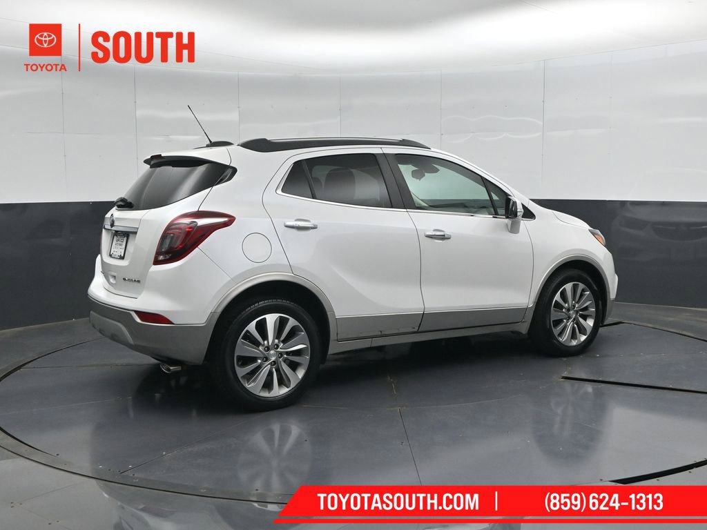 Used 2017 Buick Encore Preferred FWD image 2