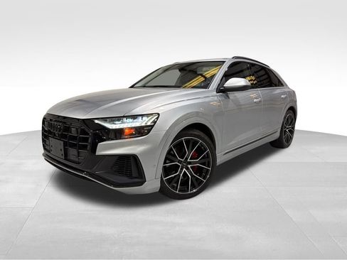 Used 2020 Audi Q8 Prestige w/ Prestige Package image 1