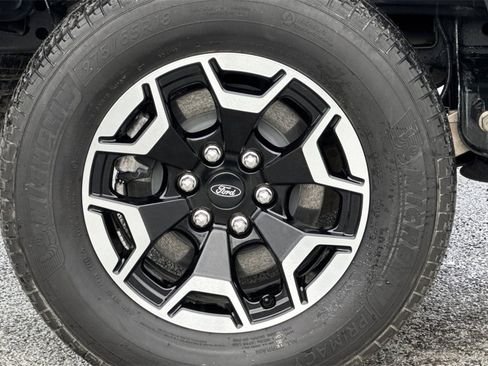 Used 2023 Ford F150 Lightning Pro image 26