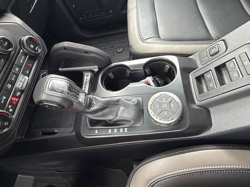 New 2026 Ford Bronco Outer Banks w/ Sasquatch Package AWD/4WD image 29