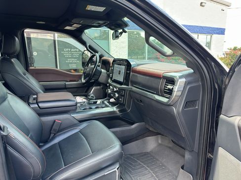 Used 2021 Ford F150 Lariat w/ Equipment Group 502A High AWD/4WD image 10