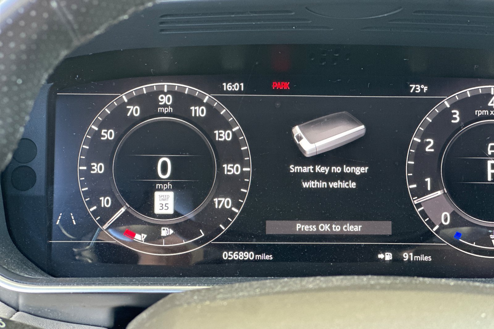 Used 2019 Land Rover Range Rover Sport Supercharged AWD/4WD image 32