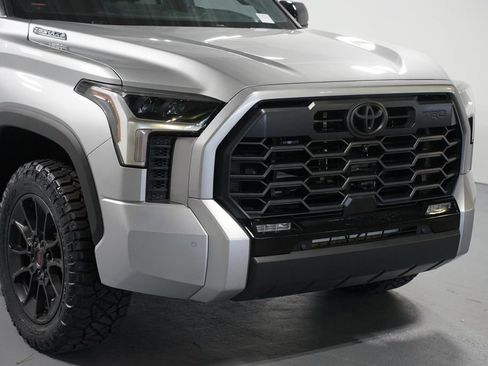 Used 2025 Toyota Tundra Limited w/ TRD Off-Road Package AWD/4WD image 4