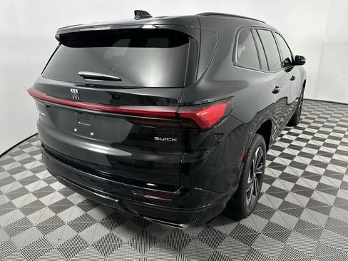 Used 2025 Buick Enclave Sport Touring image 8