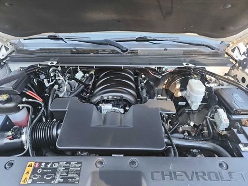 Used 2019 Chevrolet Tahoe POLICE w/ Remote Keyless Entry Package image 32