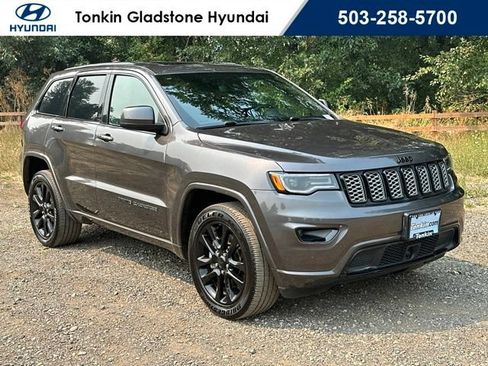 Used 2021 Jeep Grand Cherokee Laredo X AWD/4WD image 1