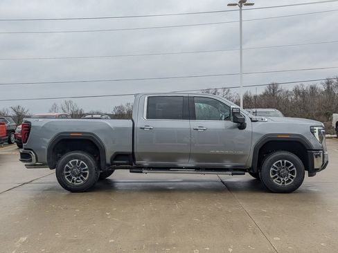New 2026 GMC Sierra 2500 SLT w/ SLT Convenience Package image 6