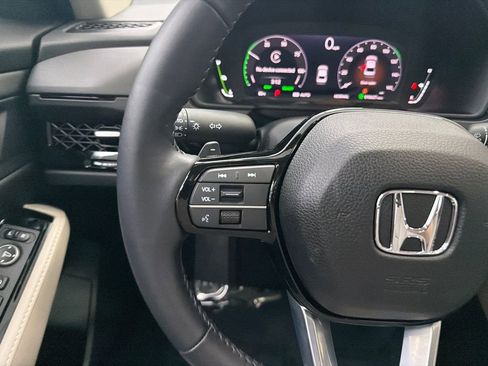 Used 2024 Honda Accord Touring image 26