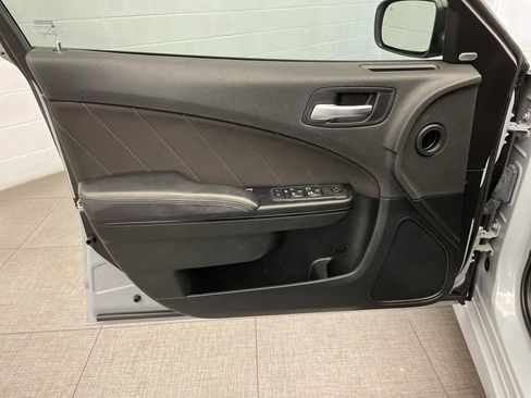 Certified 2022 Dodge Charger R/T w/ Blacktop Package image 21