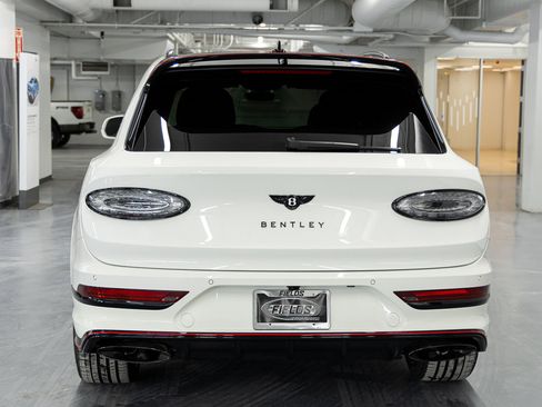 New 2026 Bentley Bentayga Speed image 4