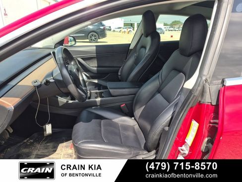 Used 2018 Tesla Model 3 Long Range RWD image 11