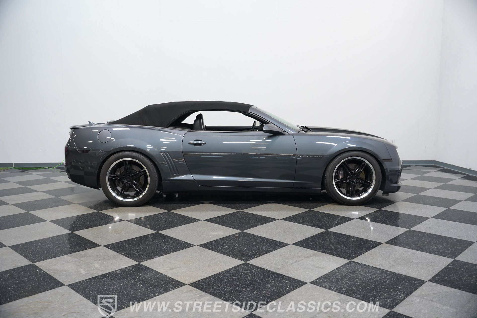 Used 2011 Chevrolet Camaro SS w/ RS Package RWD image 15