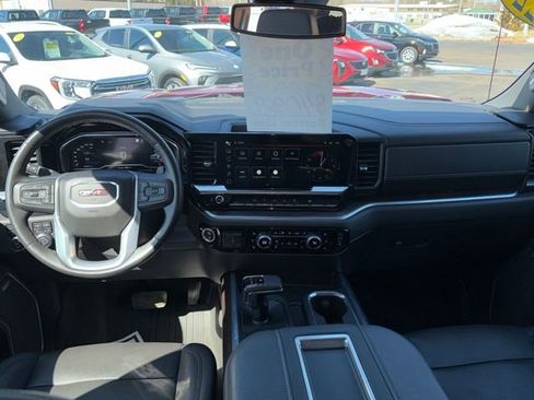 Used 2022 GMC Sierra 1500 SLT w/ SLT Premium Package image 30