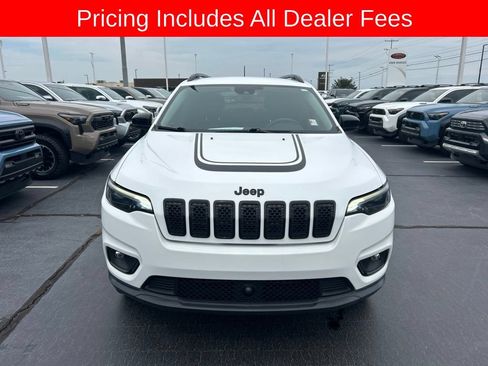 Used 2022 Jeep Cherokee Latitude AWD/4WD image 22