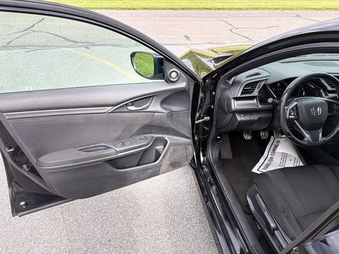 Used 2018 Honda Civic Si image 8