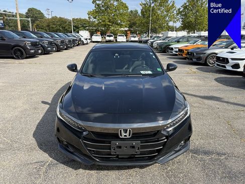 Used 2022 Honda Accord Sport image 2