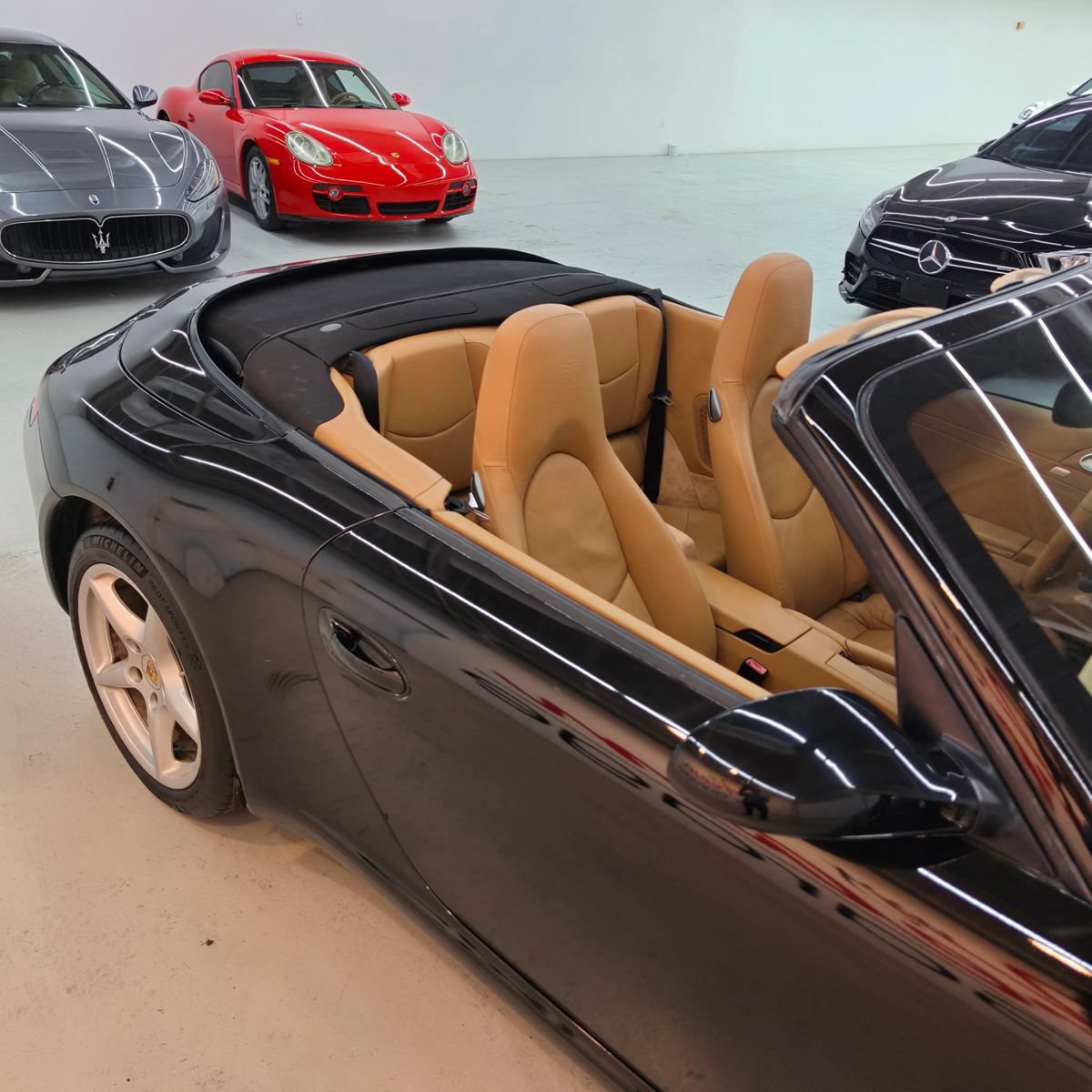Used 2007 Porsche 911 Cabriolet image 33