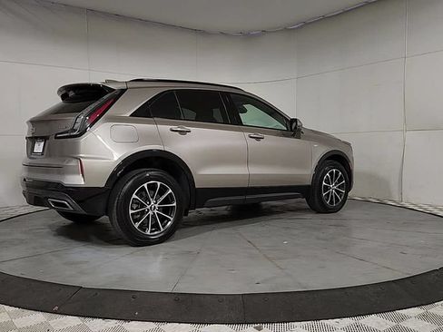 Used 2025 Cadillac XT4 Sport AWD/4WD image 7