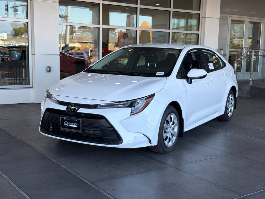New 2027 Toyota Corolla LE FWD image 2