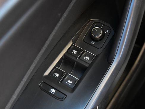 Used 2024 Volkswagen Jetta S FWD image 26
